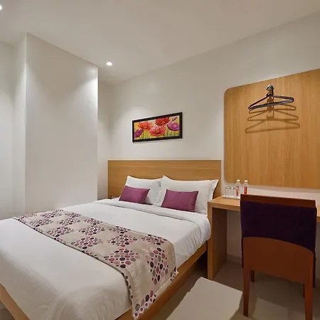Hotel Leafio-Near Airport-3